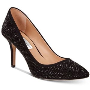 I-N-C Zitah evening pumps